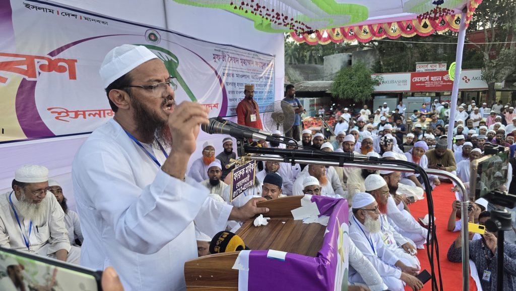 “সরকার প্রধান বৈষম্য সৃষ্টি করে নিরপেক্ষতা হারাচ্ছেন”