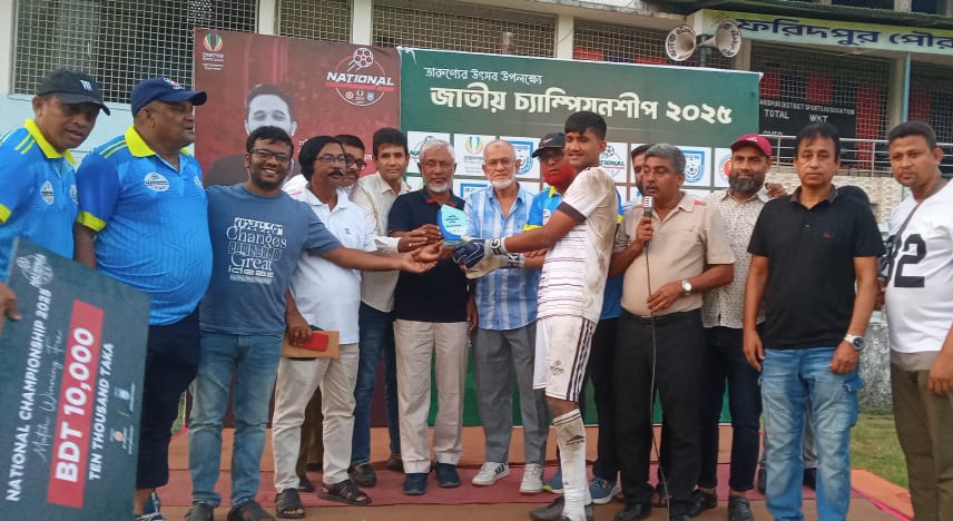 জাতীয় ফুটবল চ্যাম্পিয়নশিপে কুমিল্লার কাছে ট্রাইবেকারে হারলো ফরিদপুর