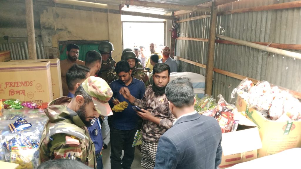 বোয়ালমারীতে ১৫ লাখ টাকার ভেজাল শিশু খাদ্য ধ্বংস, লাখ টাকা দন্ড