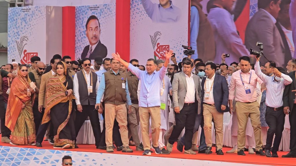 ফরিদপুরে নিবাচনী জনসভায় তারেক রহমান “গভীর ষড়যন্ত্র চলছে,সতর্ক ও সজাগ থাকতে হবে”