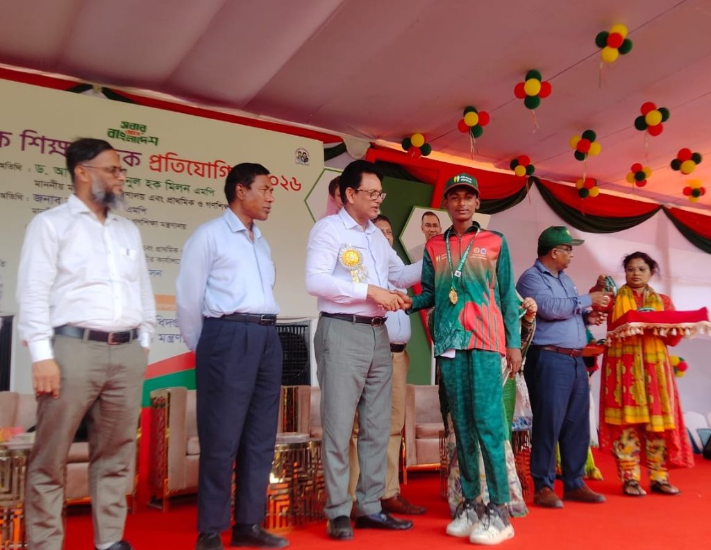 দীর্ঘ লম্ফে দেশ সেরা ফরিদপুরের শিক্ষার্থী রাহিম শেখ