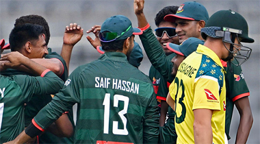 দীর্ঘ ২১ বছর পর অস্ট্রেলিয়াকে হারাল বাংলাদেশ