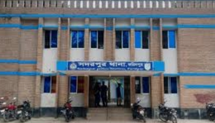 স্কুলছাত্রীকে অপহরণ করে সংঘবদ্ধ ধর্ষণের অভিযোগ